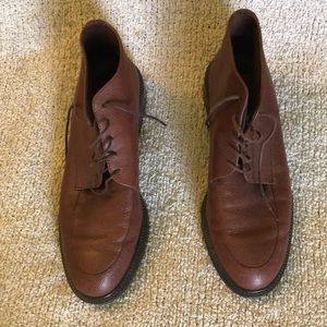 Beautiful Eddie Bauer ankle boots